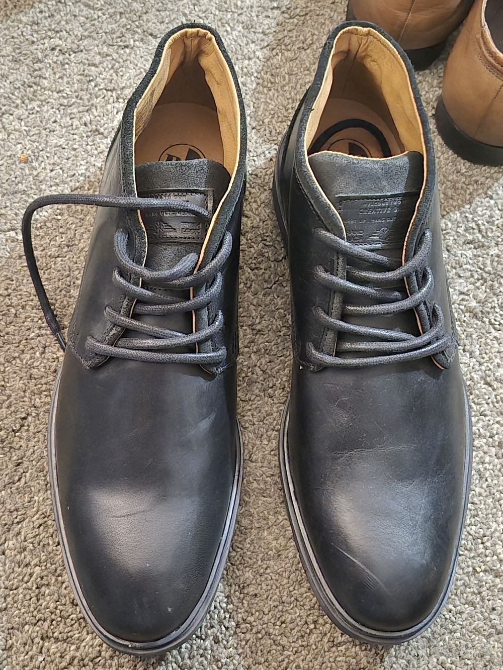 Men's Black Leather Chukka Boots - Sleek Lace-Up Casual Dress